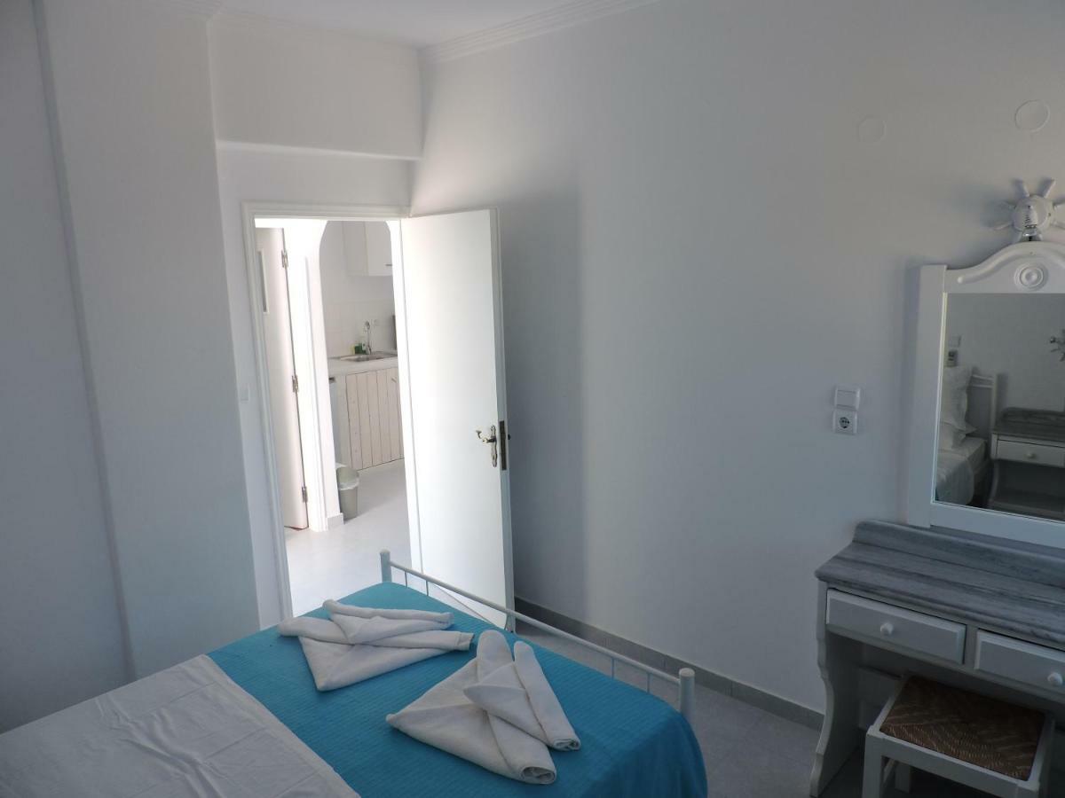 Niriides Studios Parikia  Bagian luar foto
