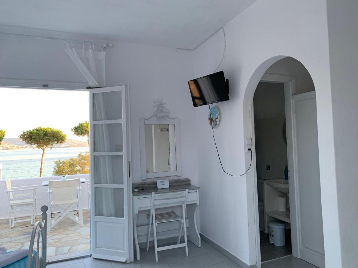 Niriides Studios Parikia  Bagian luar foto